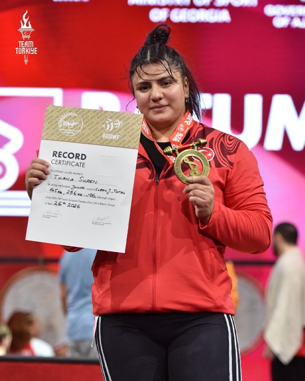 Milli Halterci Tuana Süren, Avrupa Üçüncüsü!
