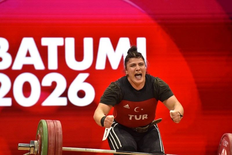 Milli Halterci Tuana Süren, Avrupa Üçüncüsü!