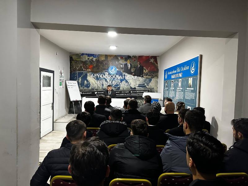 Milliyetçilik Semineri Yoğun İlgi Gördü
