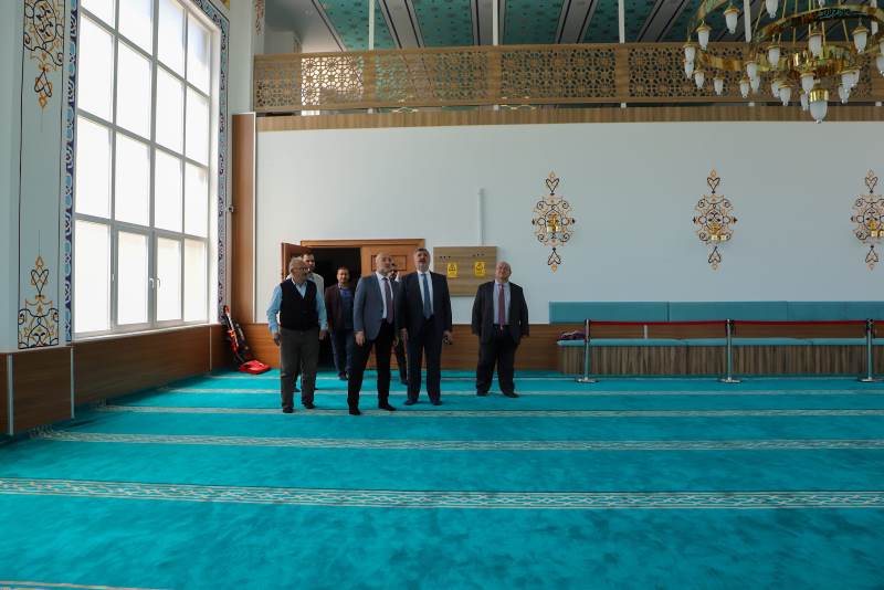 Özkaya Ve Şahin’den Battalgazi Camii’ne Ziyaret