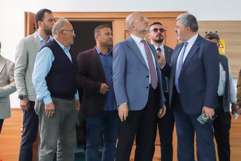 Özkaya Ve Şahin’den Battalgazi Camii’ne Ziyaret