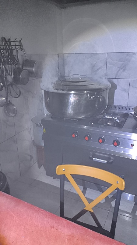 Restoran Ocağında Unutulan Yemek Korkuttu!