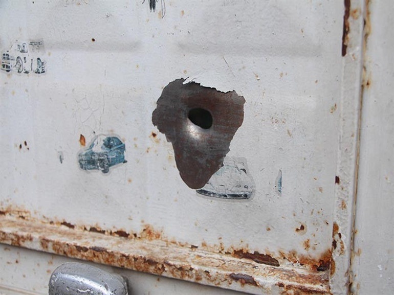 Adana’da Silikon Maskeli Saldırı Dehşeti: Anne Ve Oğluna Kurşun Yağdırdılar!