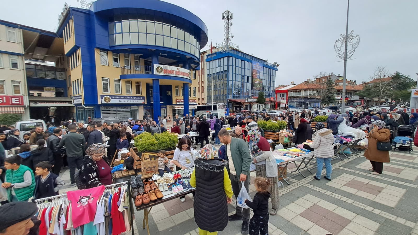 Şuhut’un 'Keşkek Çömlekleri' Bu Kez Umutla Kaynadı: Gökçe Vedia İçin Tek Yürek!