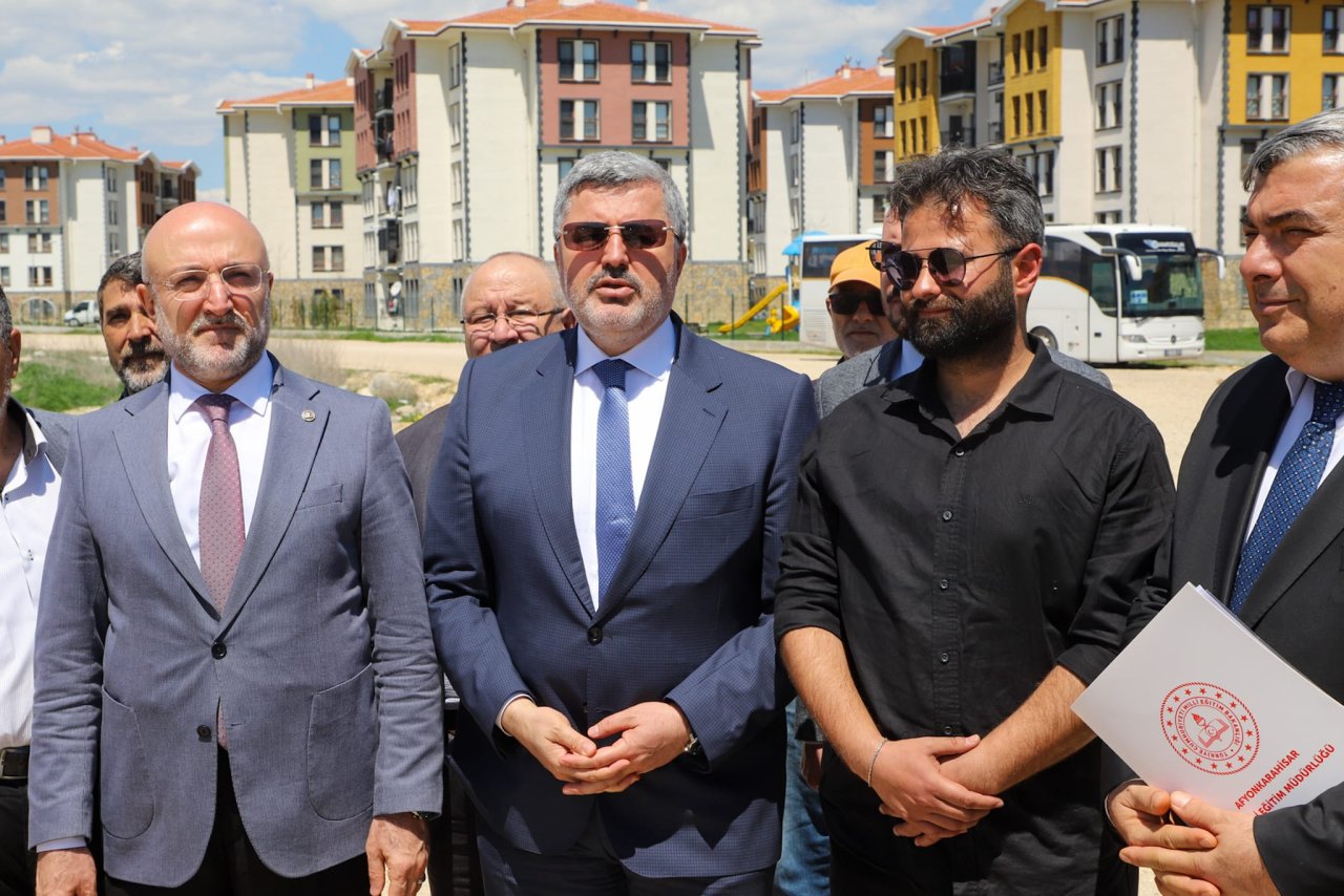 Afyonkarahisar'da 40 Milyon Liralık Okul Yatırımı: İnşaat Çalışmaları Yerinde İncelendi