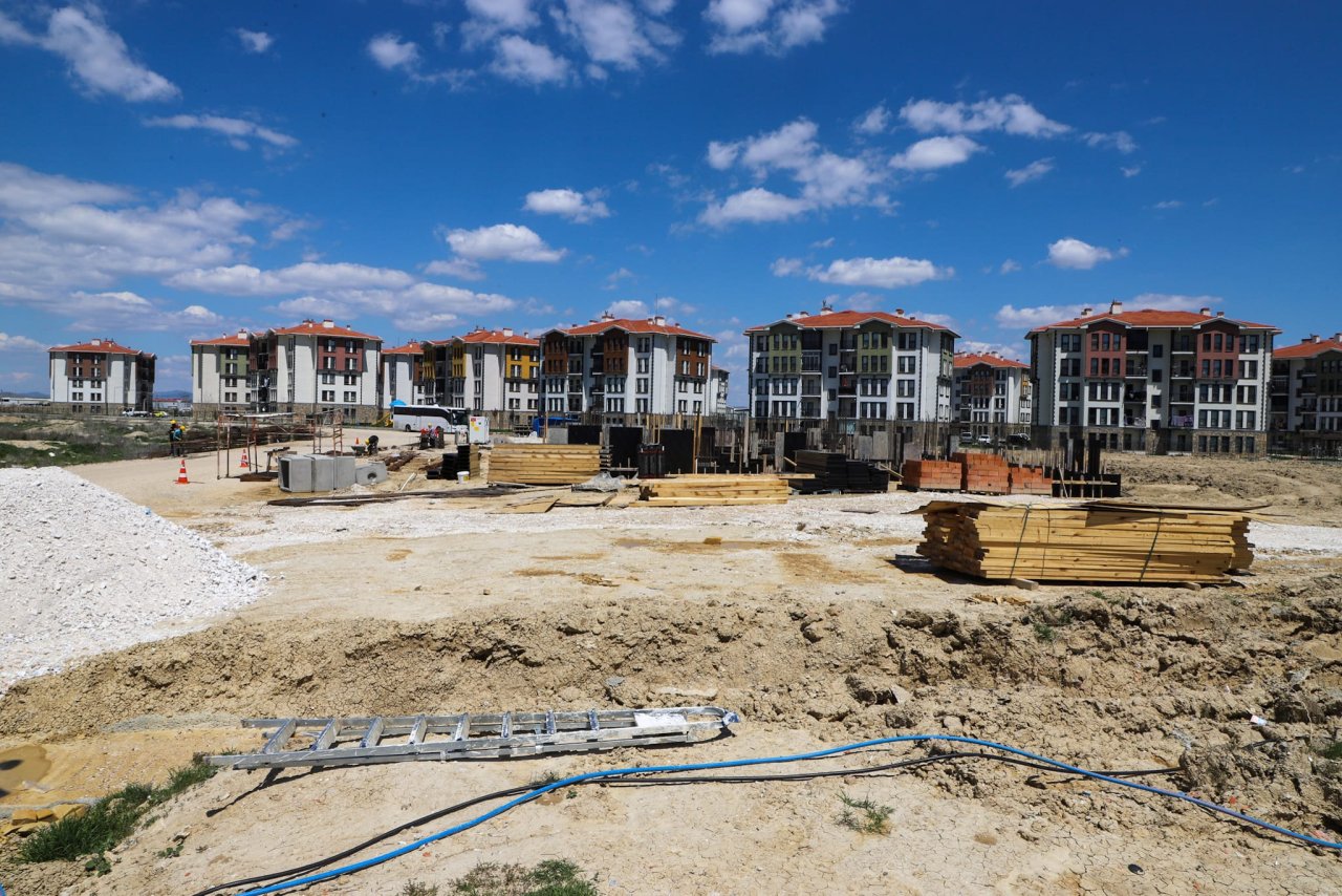 Afyonkarahisar'da 40 Milyon Liralık Okul Yatırımı: İnşaat Çalışmaları Yerinde İncelendi