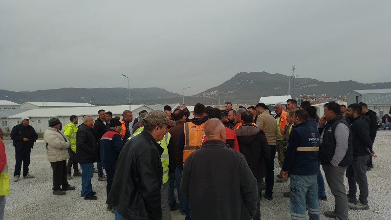 YHT Şantiyesinde İşçiler Greve Mi Gitti?