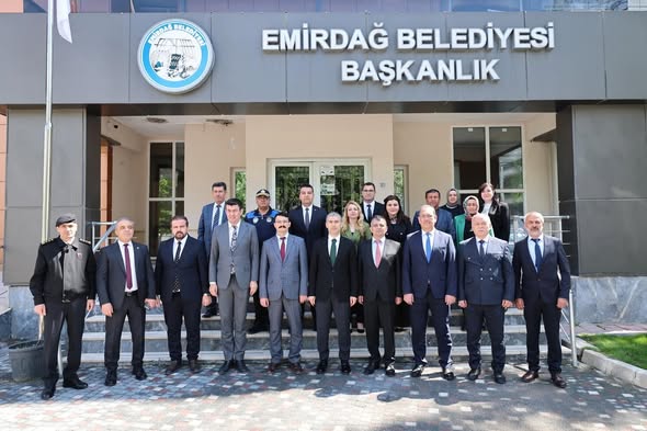 Vali Aktaş'tan Emirdağ'a Kapsamlı Ziyaret: Yatırım ve Hizmet Odaklı İnceleme