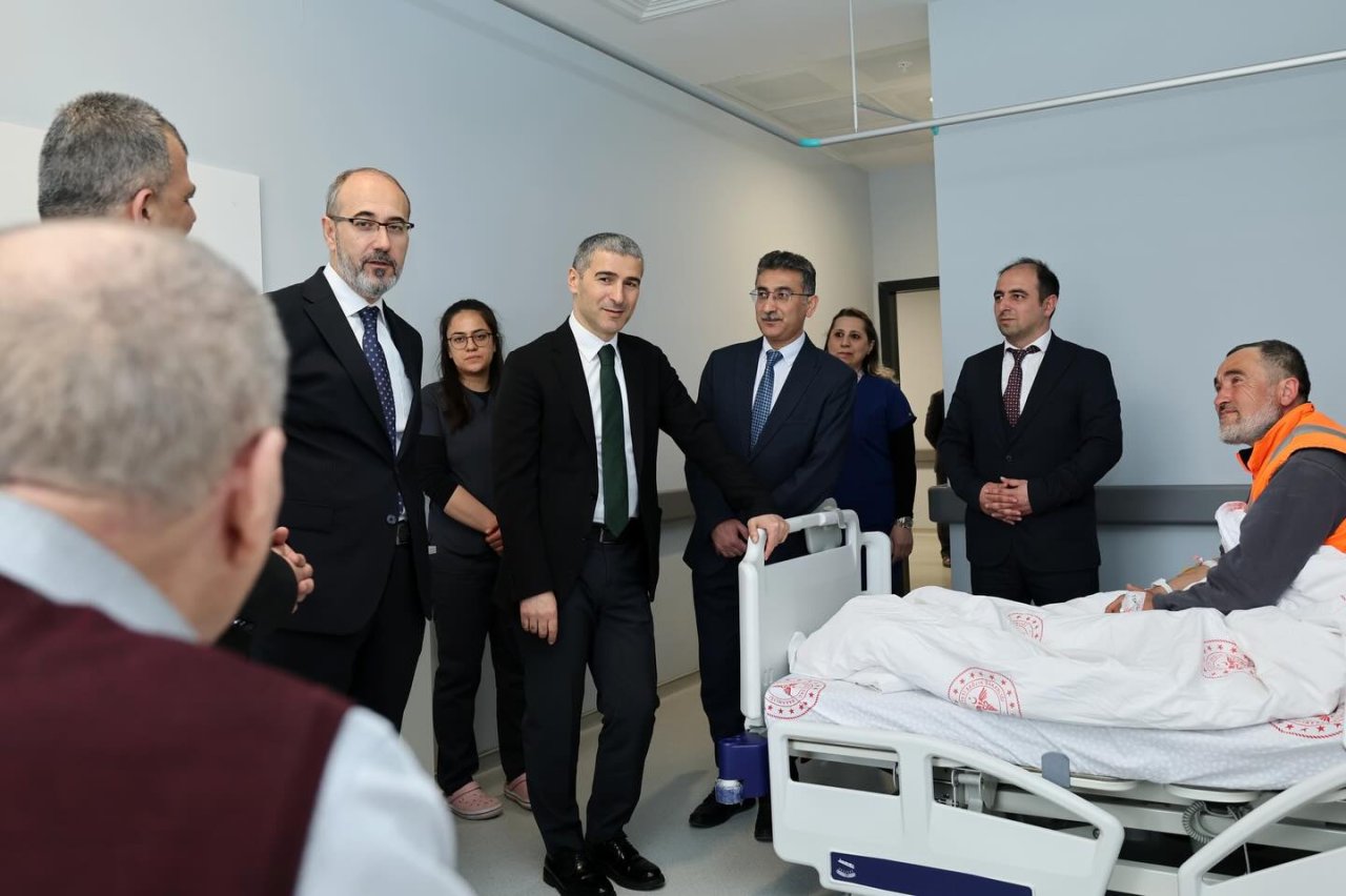Vali Aktaş'tan Emirdağ'a Kapsamlı Ziyaret: Yatırım ve Hizmet Odaklı İnceleme