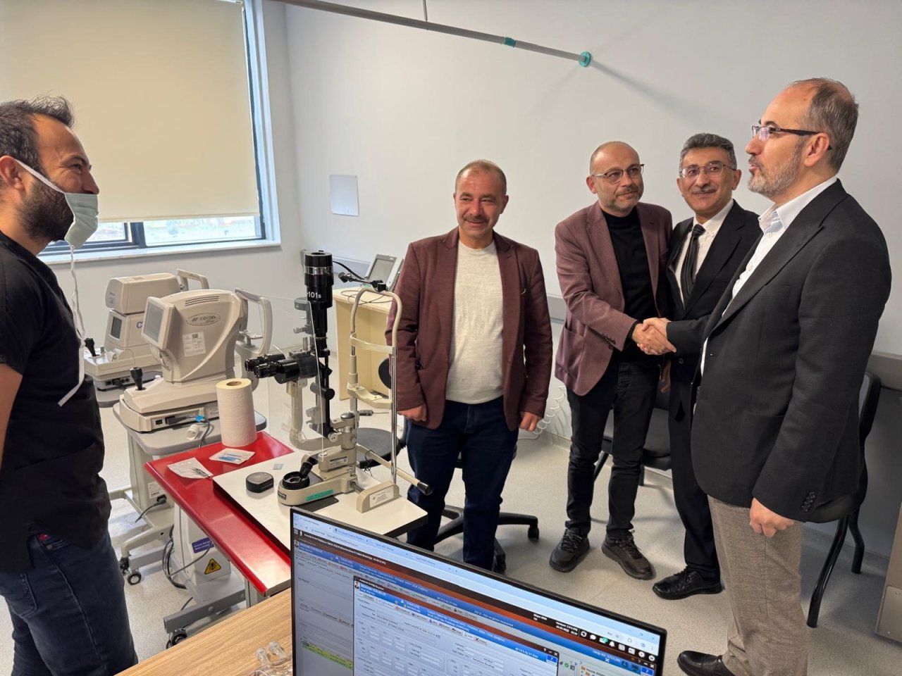 Afyonkarahisar İl Sağlık Müdürü Dr. Hakkı Öztürk’ten Emirdağ Devlet Hastanesi’ne Ziyaret