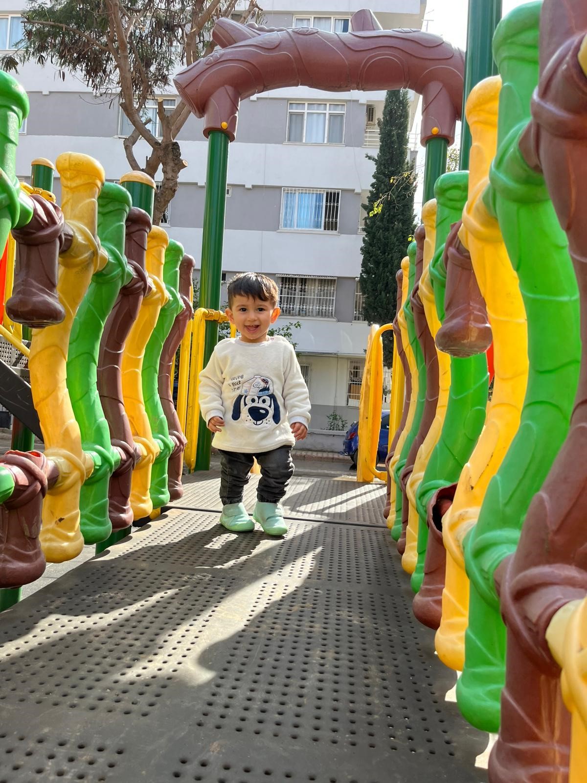 Tomografiye giren 1,5 yaşındaki çocuğun başına neler geldi neler?
