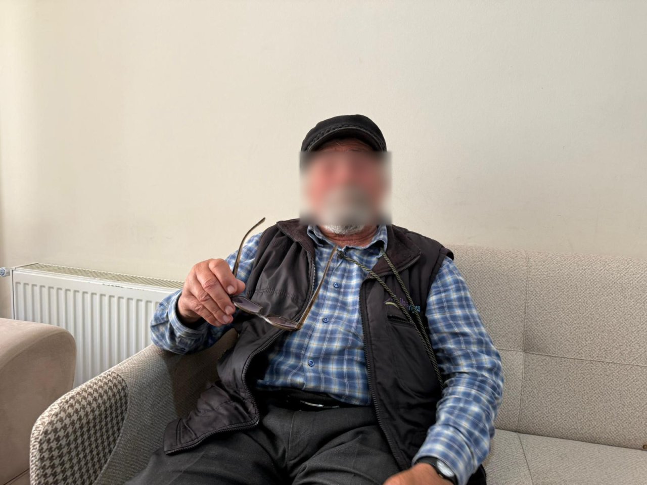 "Hesabım Blokeli" Dedi, Hayatlarını Kararttı: Baba ve Oğlu Aynı Koğuşa Düştü