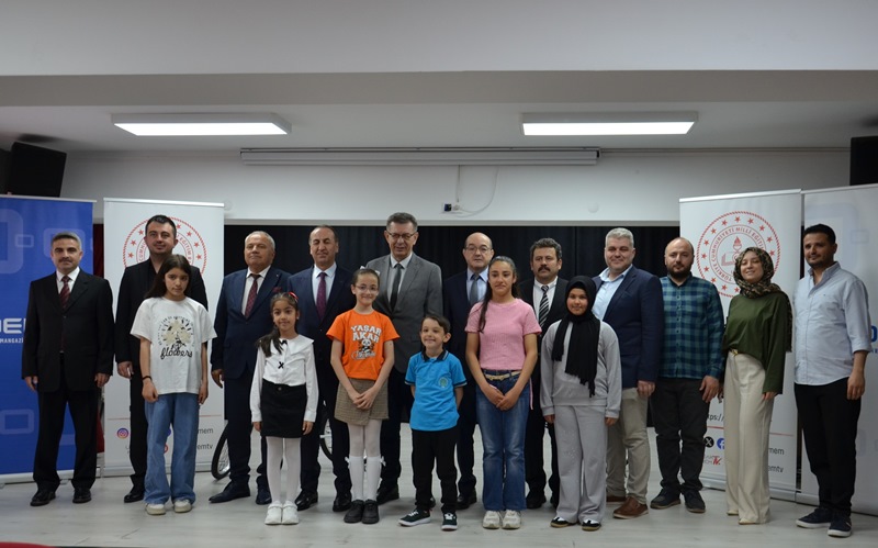 OEDAŞ’ın Geleneksel Şiir Ve Resim Yarışması Uşak’ta Yapıldı