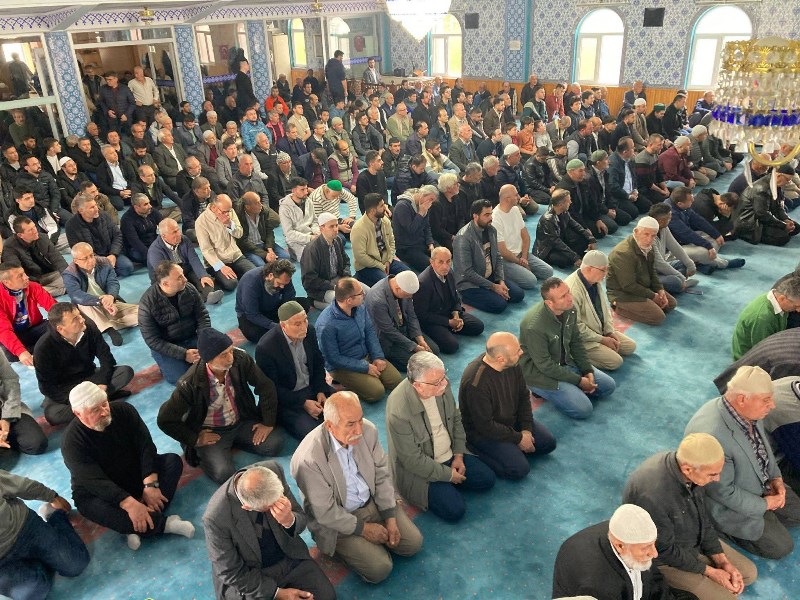 Önce Cami Temeli Atıldı, Sonra Hacı Adayları Uğurlandı