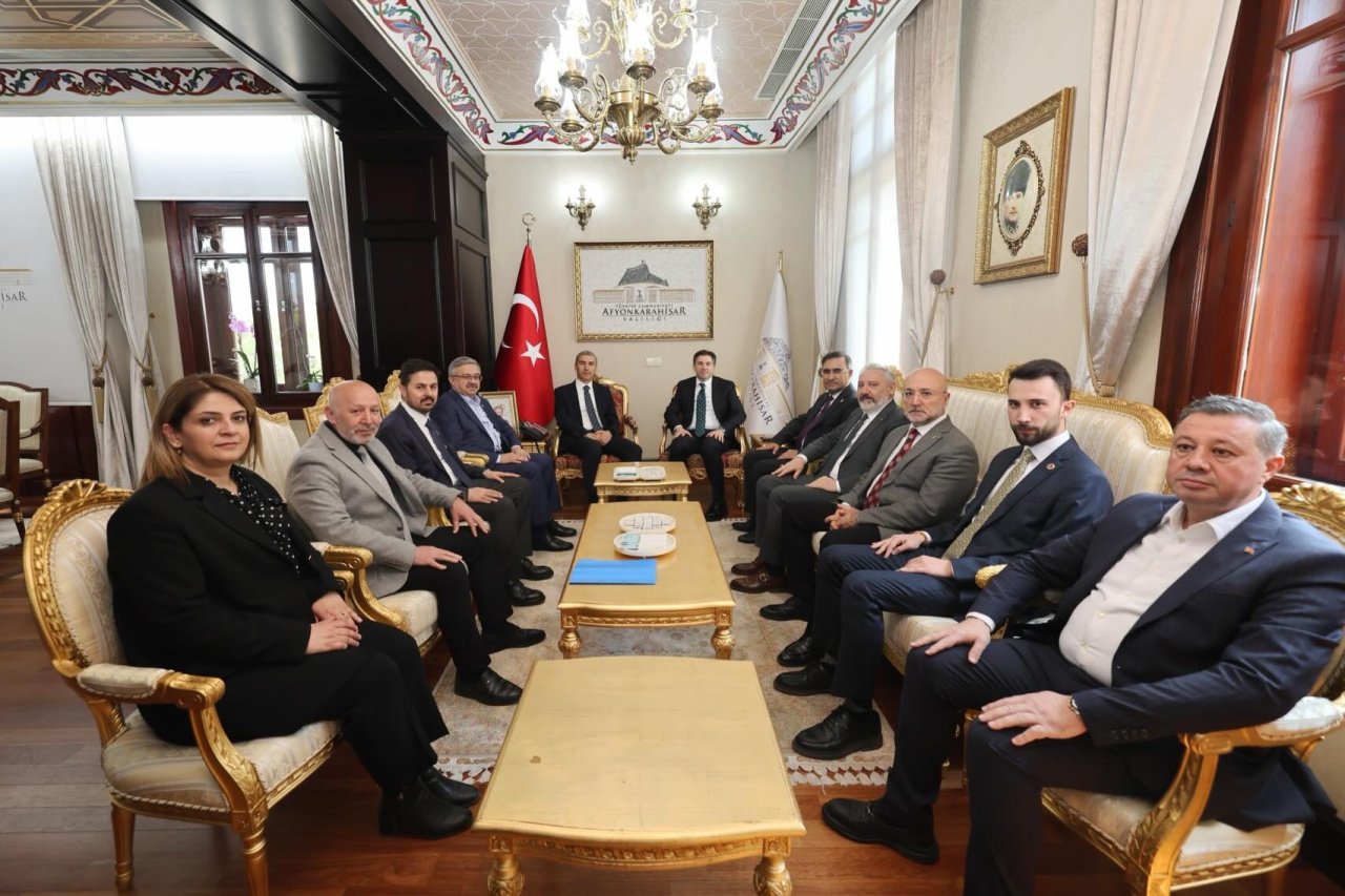 Bakan Yardımcısı Bağcı, Vali Aktaş’ı Ziyaret Etti