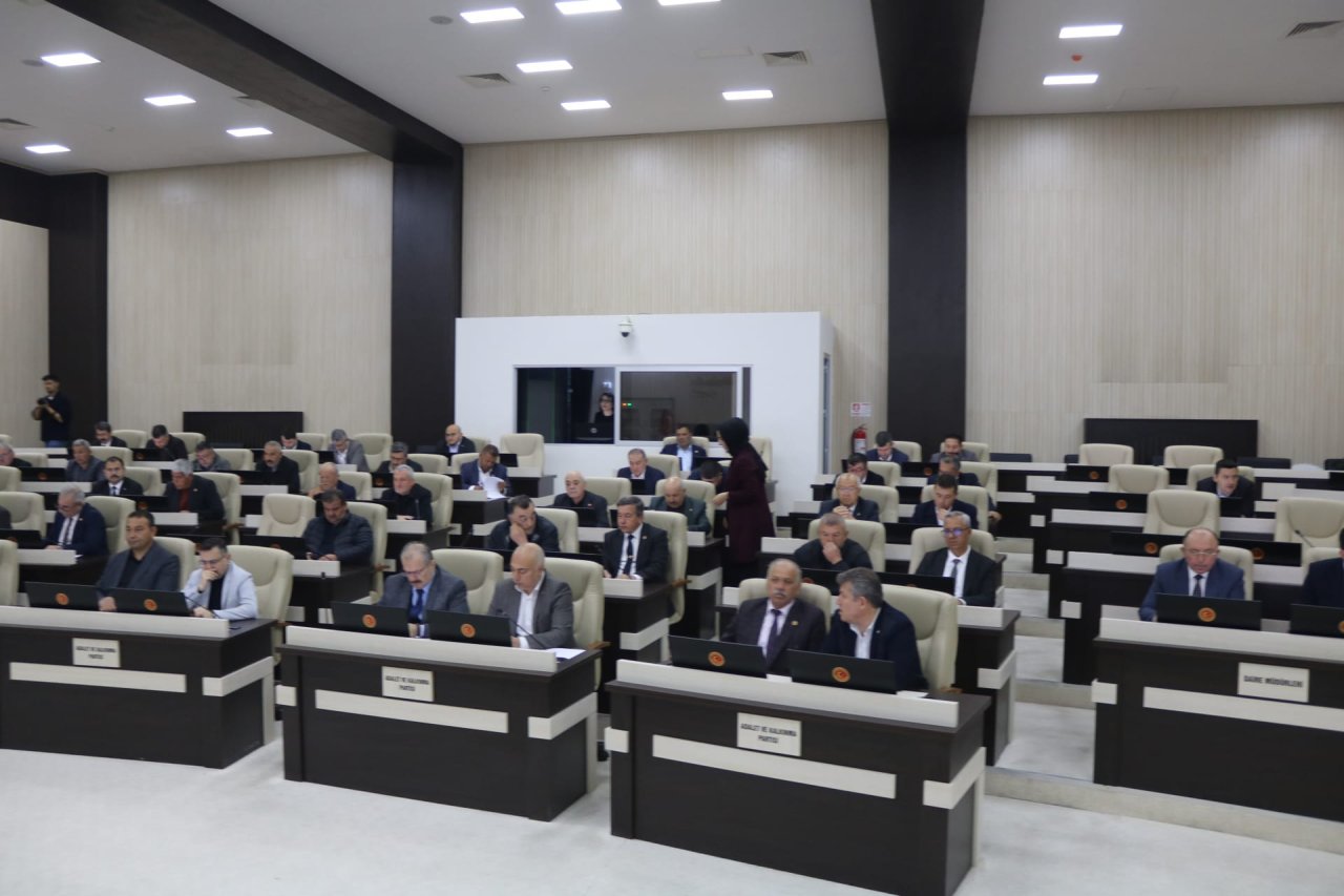 İl Genel Meclisi’nde Eğitim Yatırımlarına Tam Destek