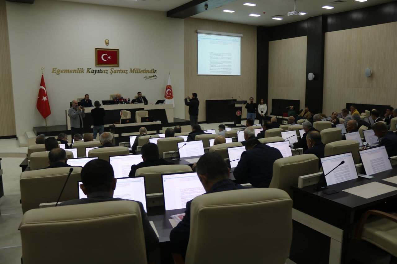 İl Genel Meclisi’nde Eğitim Yatırımlarına Tam Destek
