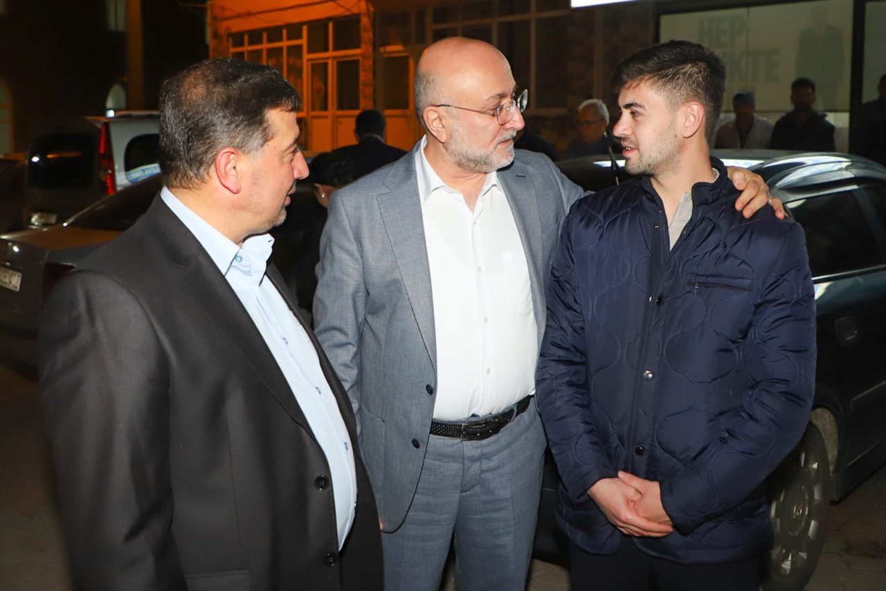 Başkan Şahin Kızılören’de Teşkilatla Buluştu