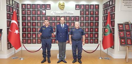 'Her zaman emrinizdeyiz'