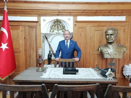 “Türkiye Cumhuriyeti bölünmez bir vatandır”