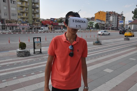 12 yaşındaki Pusat oyun merakını ticarete dönüştürdü