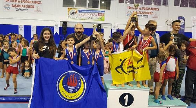 Miniklerden büyük başarı