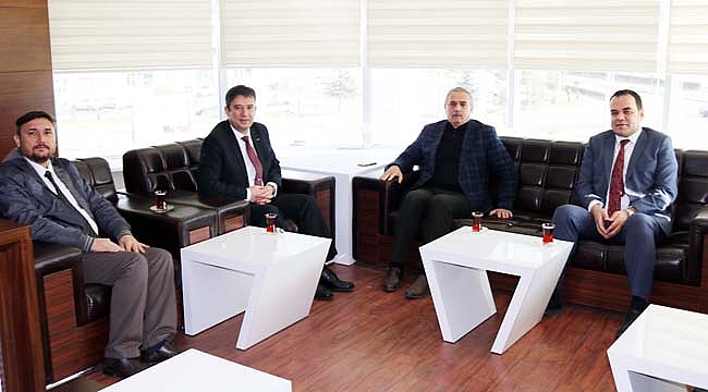 AIRBUS Türkiye yöneticilerinden İlarslan Başkan Yeşilay’ı ziyaret etti