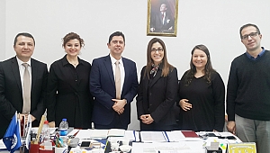 AKADEMİSYENLER TOPLANTIYA KATILDI
