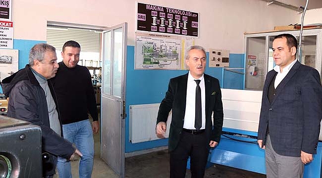 DAİRE BAŞKANI KIRATLI TEKNİK KOLEJİ ZİYARET ETTİ