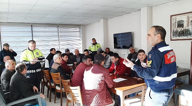 Jandarma servis sürücülerine eğitim semineri verdi