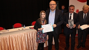 Klavye şampiyonları Madalyalarını aldı