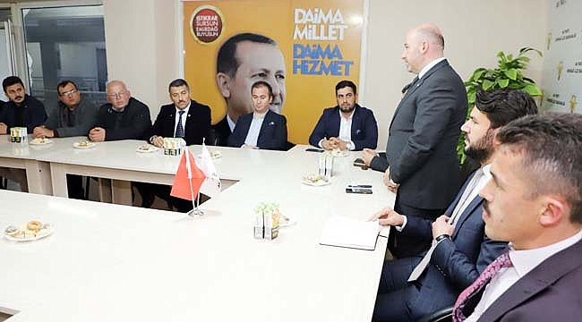 Kongreler veda değil, bayrak yarışıdır