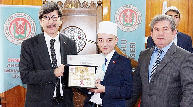 KURAN-I KERİMİ GÜZEL OKUMA YARIŞMASI YAPILDI