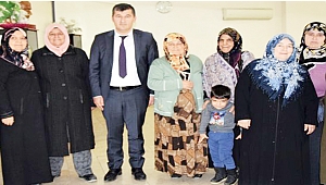 MAHALLE SAKİNLERİNDEN BAŞKAN ATLI’YI ZİYARET ETTİ