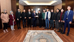 Rektör Karakaş misafirlerini ağırladı