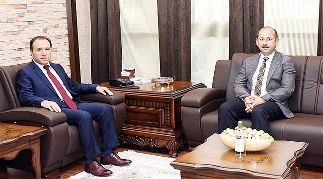 Rektör Karakaş, ziyaretçilerini ağırladı
