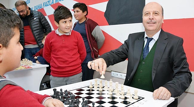 SATRANÇ ATÖLYESİNİN AÇILIŞI GERÇEKLEŞTİ