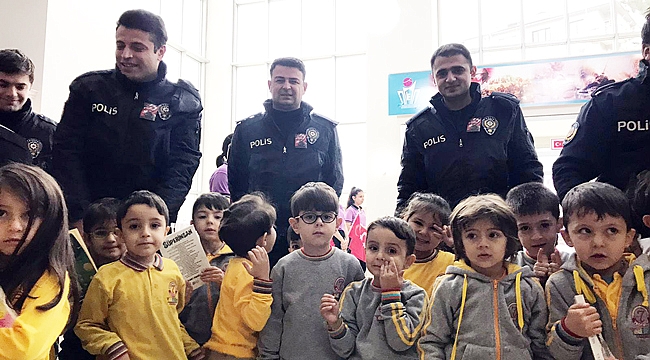 ŞEHİT KÜTÜPHANESİ AÇILDI