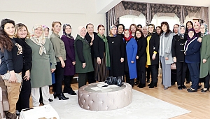 SEVİM ZEYBEK KOLLARI SIVADI