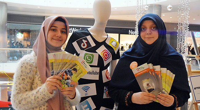 SOSYAL MEDYA BAĞIMLILIĞINA DİKKAT ÇEKTİLER