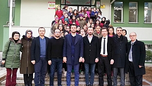 TEKNOLOJİ’NİN BİLİNÇLİ KULLANIMI KONFERANSI GERÇEKLEŞTİ