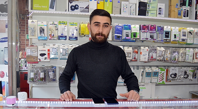 TELEFON HIRSIZI KAMERAYA YAKALANDI