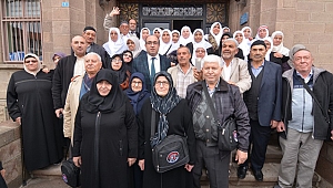 UMRE YOLCULARIMIZI DUALARLA UĞURLADIK