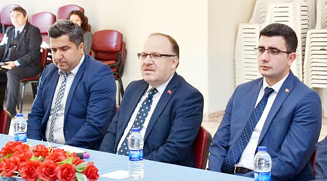 VALİ TUTULMAZ HOCALAR’DA MUHTARLARLA BULUŞTU