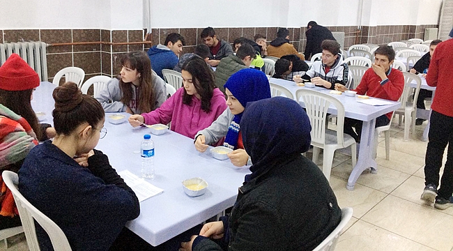 250 ÖĞRENCİNİN İÇİ ISINDI