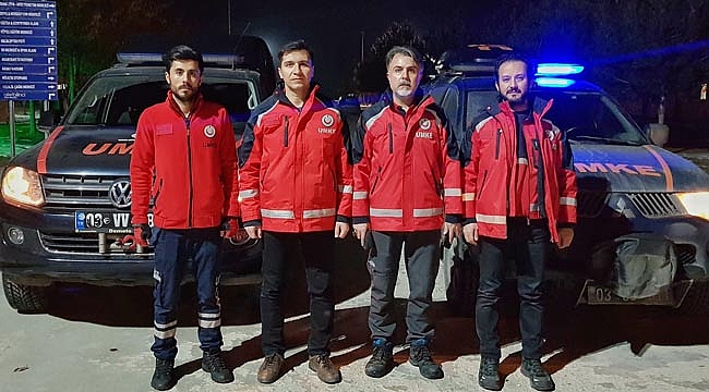 AFYON'DAN SAĞLIK EKİPLERİ DEPREM BÖLGESİNDE
