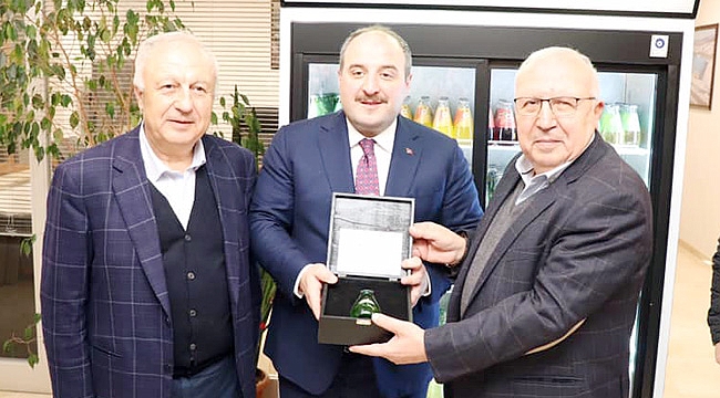 BAKAN VARANK, FİRMALARI ZİYARET ETTİ