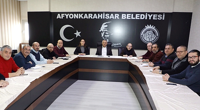 BAŞKAN ZEYBEK SORUNLARI DİNLEDİ