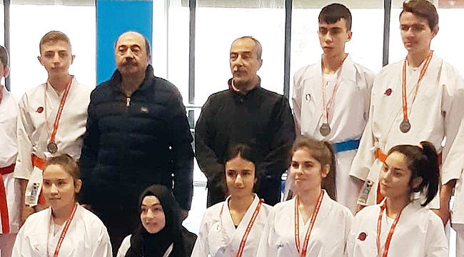 BOZDEMİR’DEN BÜYÜK BAŞARI