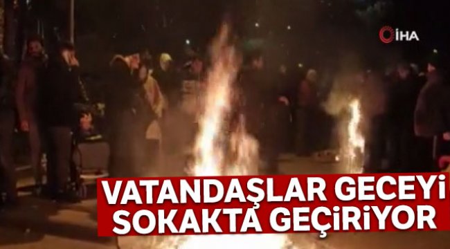 Depremin merkez üssünde vatandaşlar geceyi sokakta geçiriyor